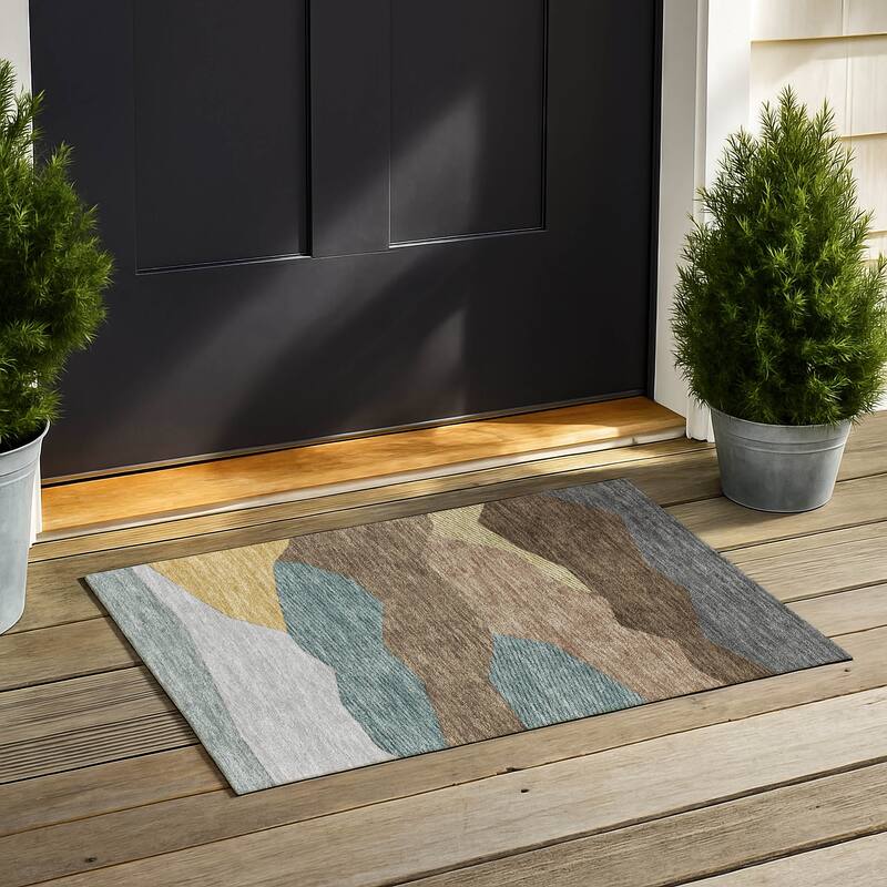 Machine Washable Indoor/ Outdoor Modern Dacono Chantille Rug - Brown - 1'8" x 2'6"