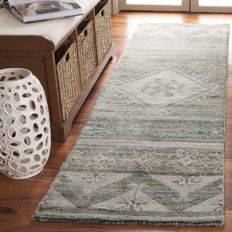 SAFAVIEH Handmade Marquee Dorit Boho Diamond Wool Rug - 2'3" x 8' Runner - Green/Sage