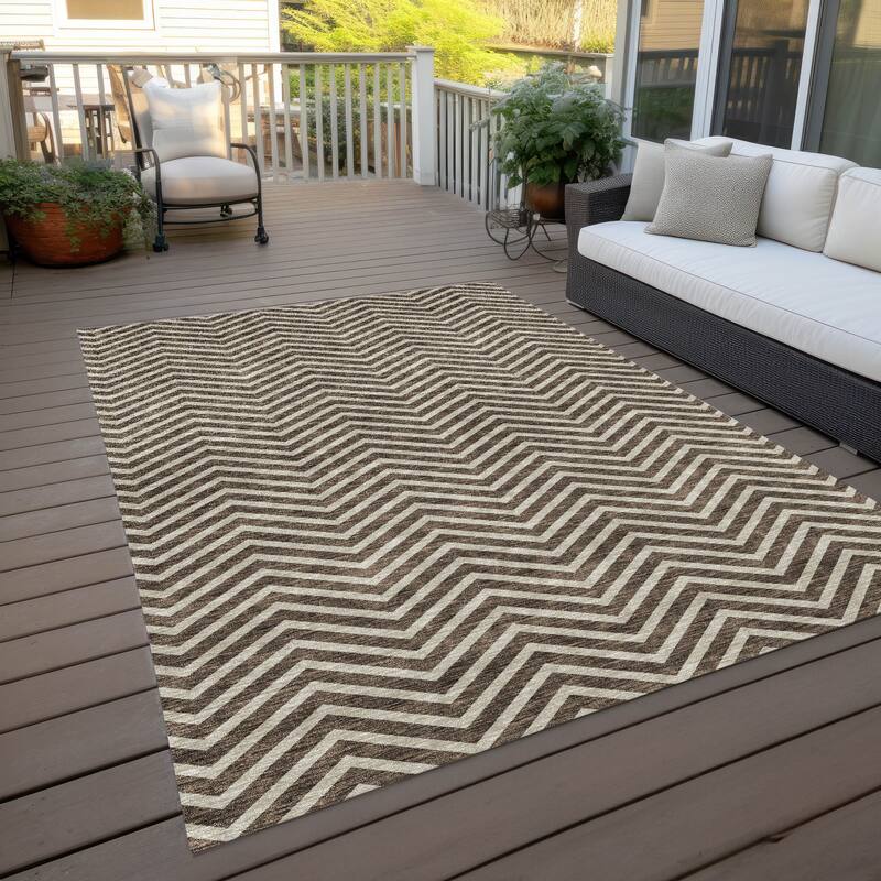 Machine Washable Indoor/ Outdoor Chantille Chevron Stripe Rug