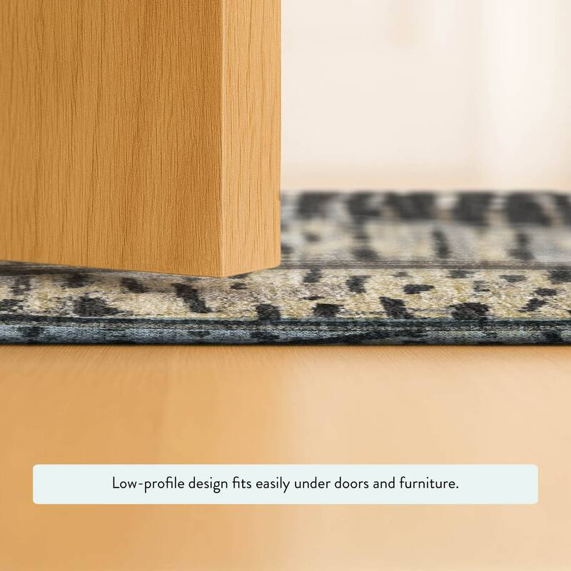 Machine Washable Indoor/ Outdoor Modern Grover Chantille Rug