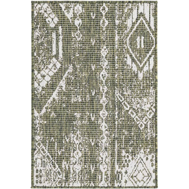 Outdoor Ogooplario Collection Area Rug