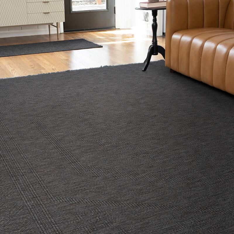 Alameda Solid Color Medallion Machine Washable Indoor Area Rug - 5' x 6'11'' - Dark Gray/Ash