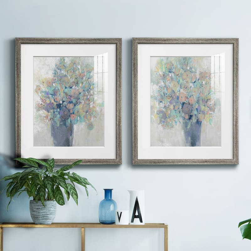 Bouquet I Premium Framed Print - Ready to Hang