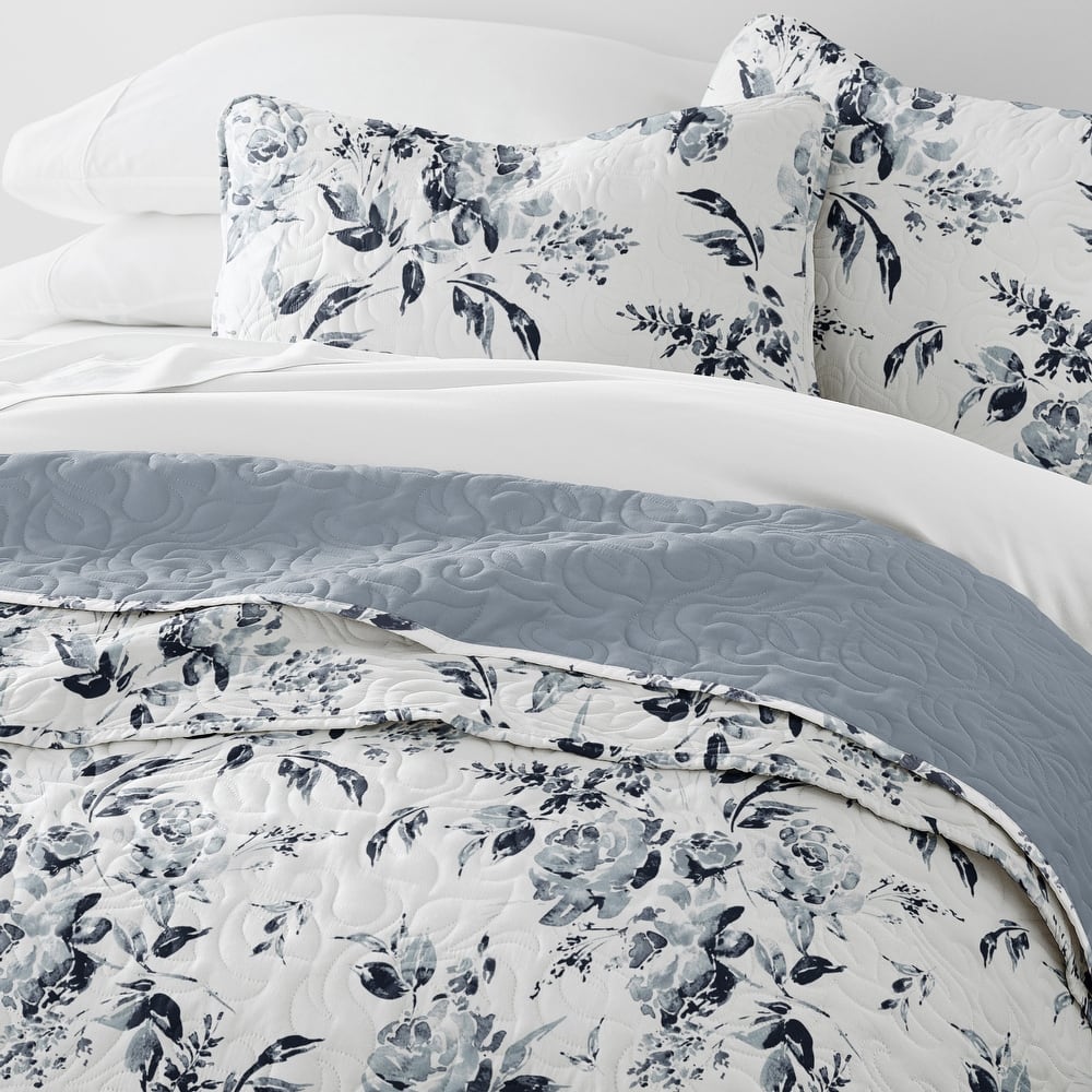 Becky Cameron All Season 3 Piece Floral Reversible Quilt Set