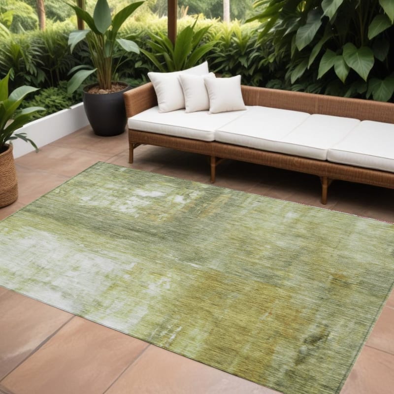 HomeRoots Abstract Transitional Rectangle Outdoor Rug - 10' X 14'