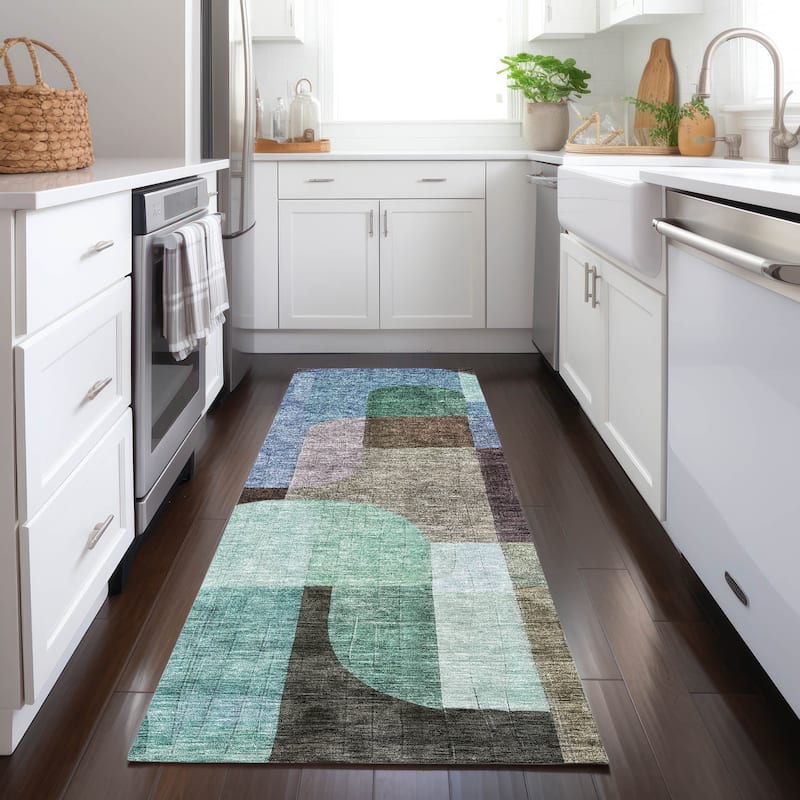 Machine Washable Indoor/ Outdoor Contemporary Deco Chantille Rug - Brown - 2'3" x 7'6"