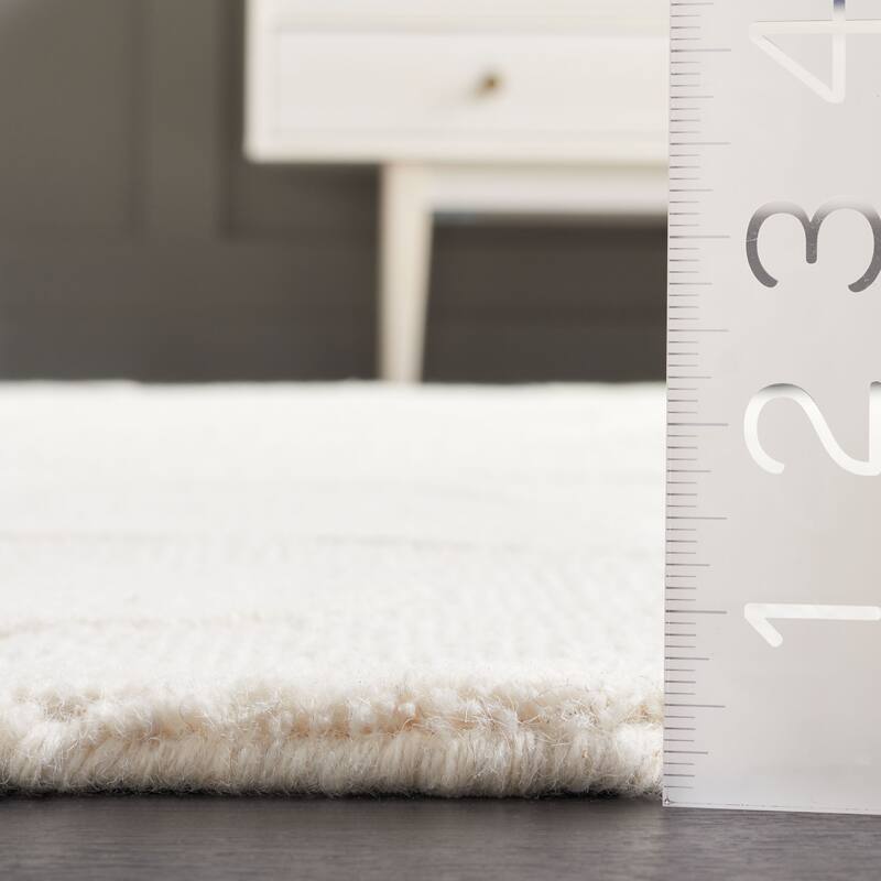 SAFAVIEH Handmade Soho Kelsie Modern Wool Rug