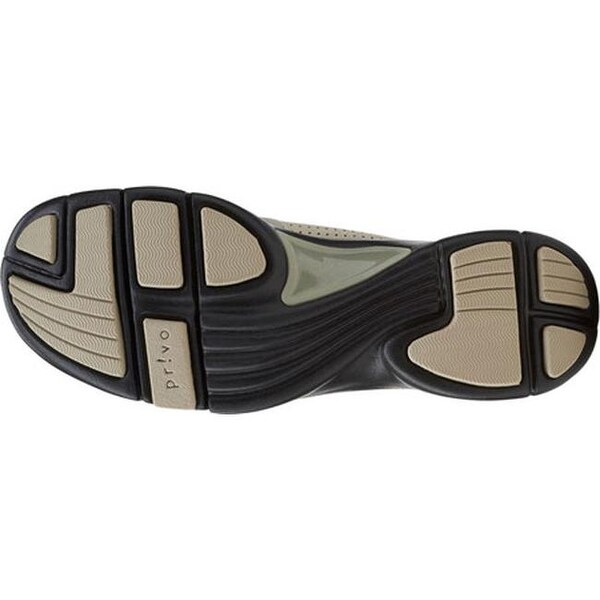 berry flat shoes