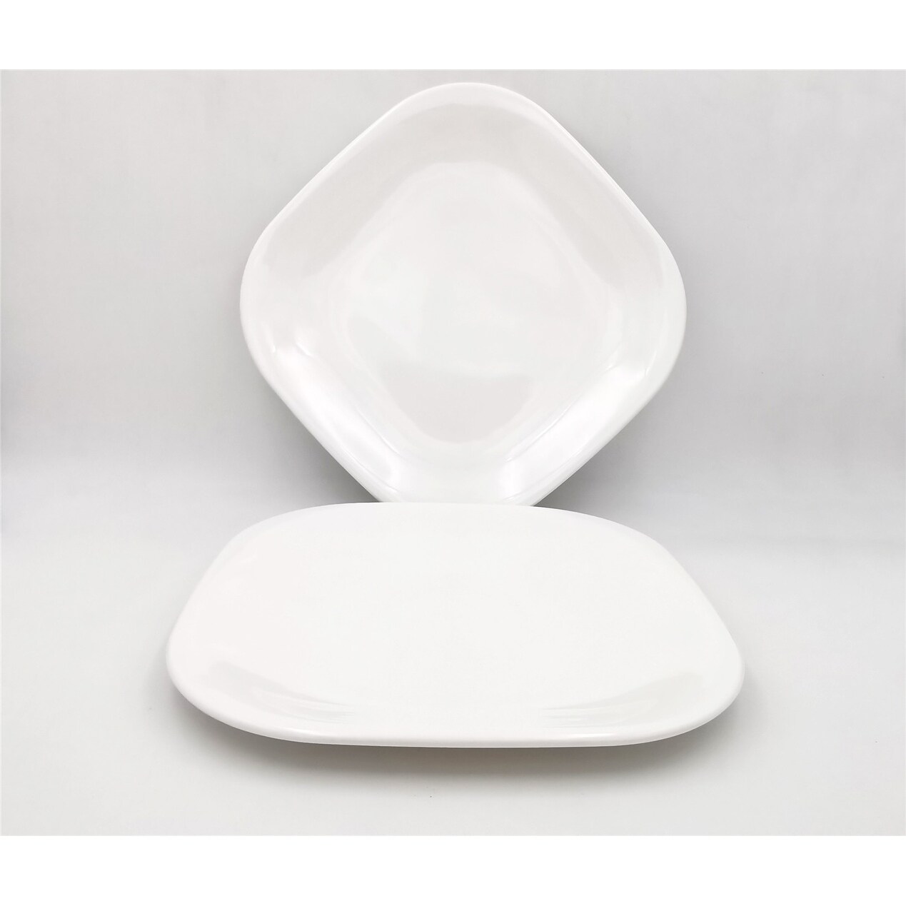 White square on sale plates set