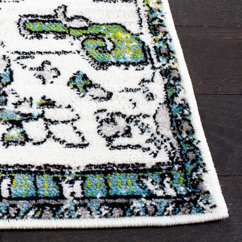 SAFAVIEH Skyler Rillie Boho Medallion Watercolor Rug