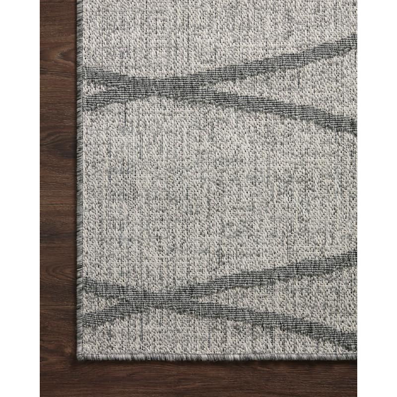 Alexander Home Renee Modern Diamond Wave Indoor / Outdoor Rug