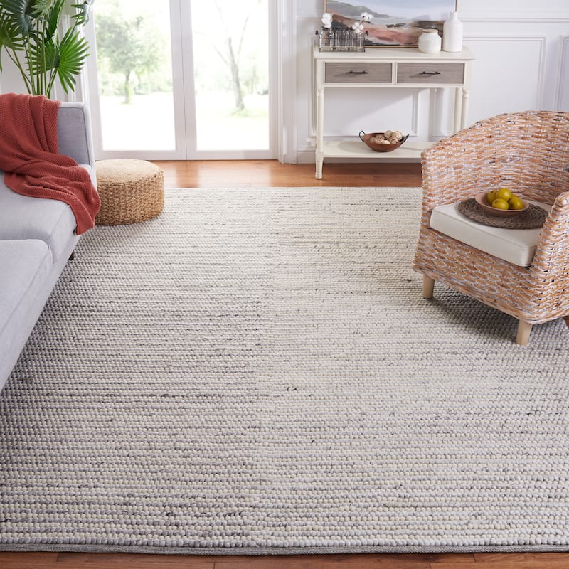 Martha Stewart by SAFAVIEH, Handmade Lisaveta Modern Wool Rug