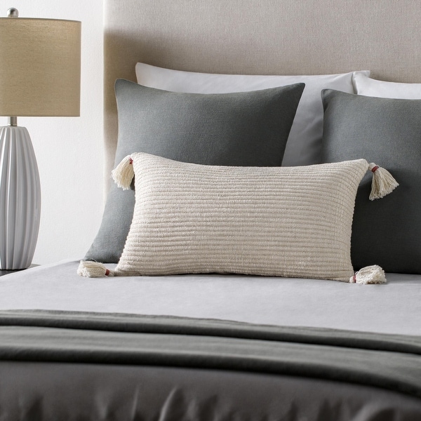 Throw pillows at bed bath and beyond outlet