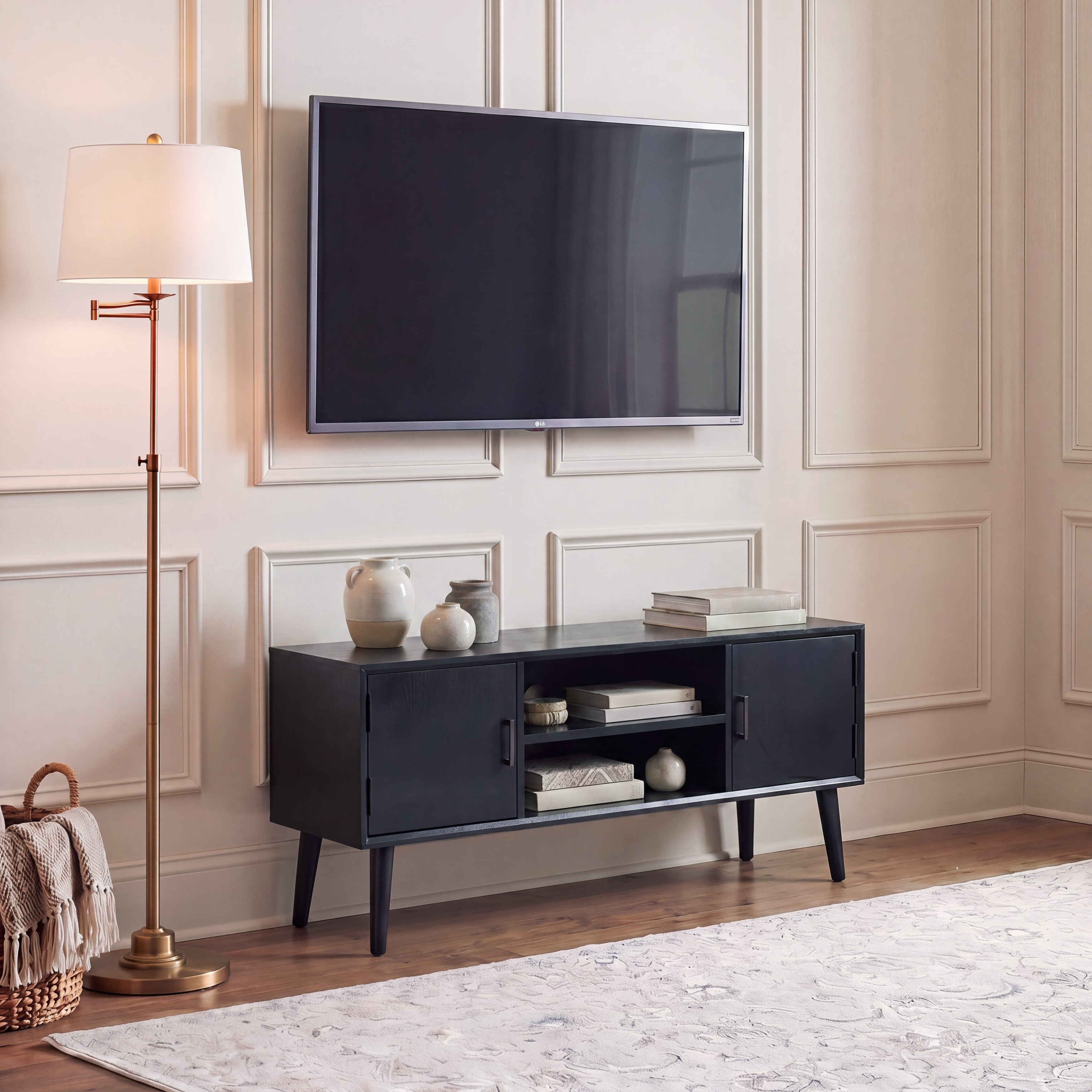 SAFAVIEH Maegan Mid-Century 47-inch Storage Media TV Stand - 47.3" W x 15.8" L x 20" H - 47Wx16Dx20H