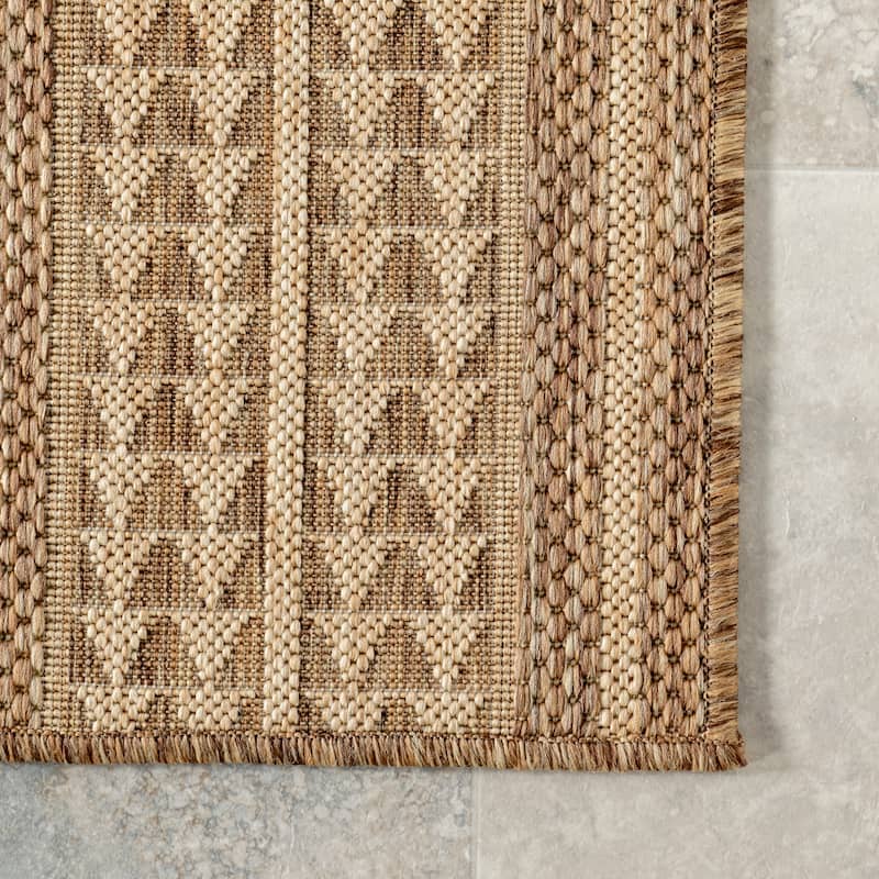 Nuloom Charlotte Contemporary Indoor/Outdoor Area Rug