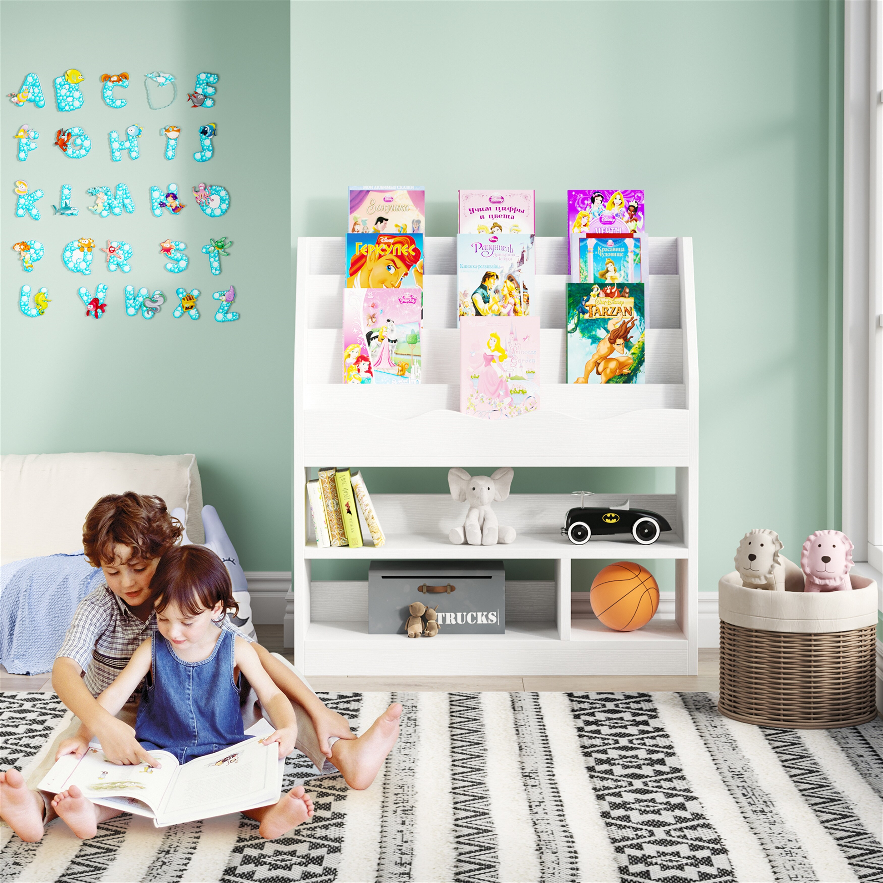 Children's 2025 bookshelf display