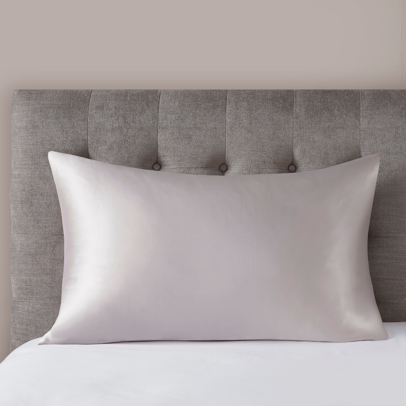 Madison Park Silk 100% Mulberry Single Pillowcase