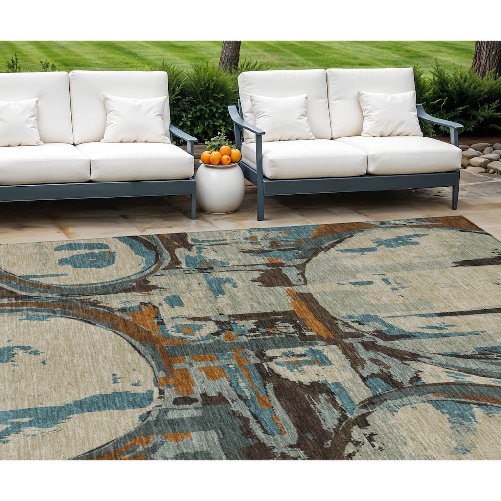 HomeRoots Geometric Transitional Rectangle Outdoor Rug