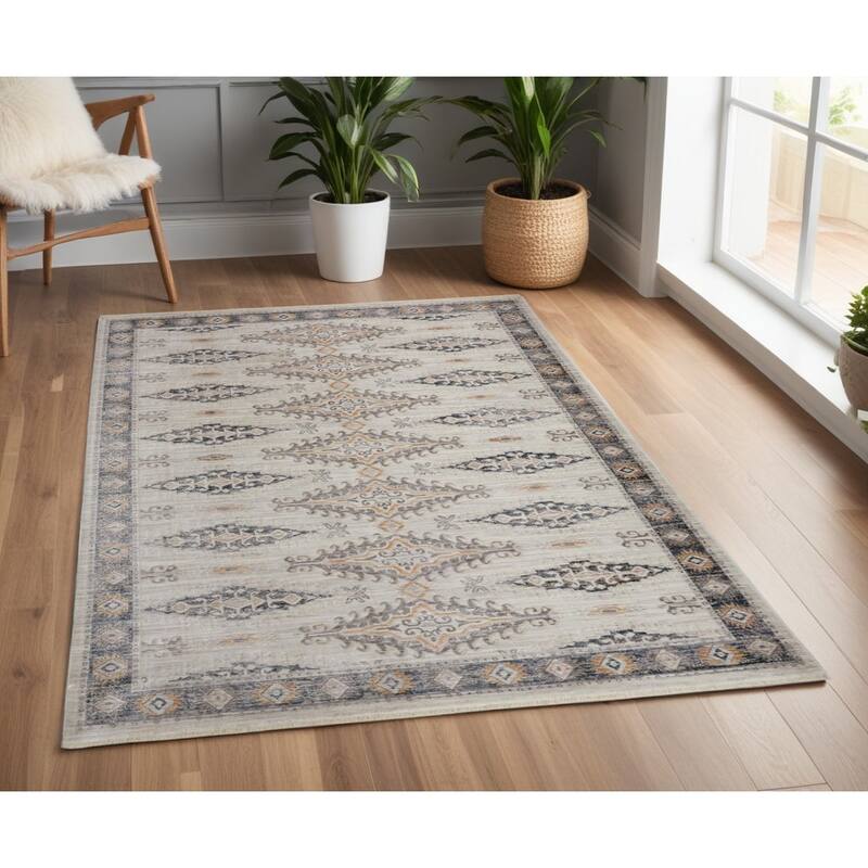 Xawa Floral Traditional Non Skid Stain Resistant Woven Area Rug By HomeRoots - 4' x 6'