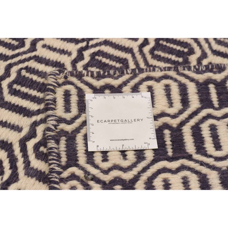 Nevada Cream, Purple Kilim 5'0" x 7'8" - 5'0 x 7'8