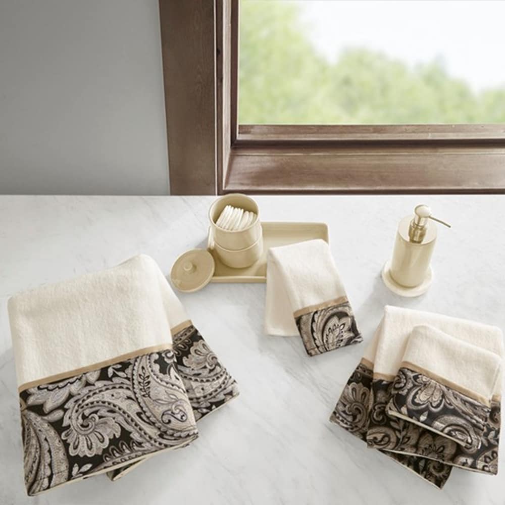 Paisley best sale hand towels