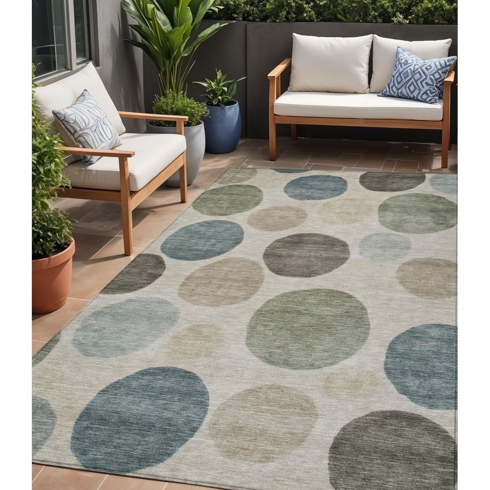 HomeRoots Geometric Transitional Rectangle Outdoor Rug