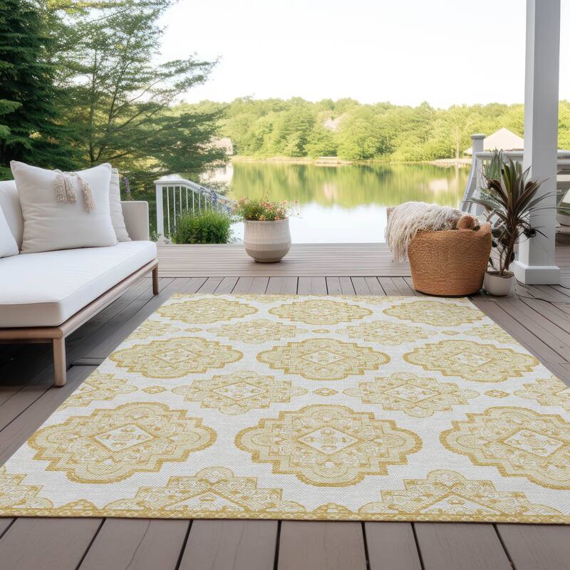 Machine Washable Indoor/ Outdoor Chantille Moroccan Boho Rug - Gold - 2'6" x 3'10"