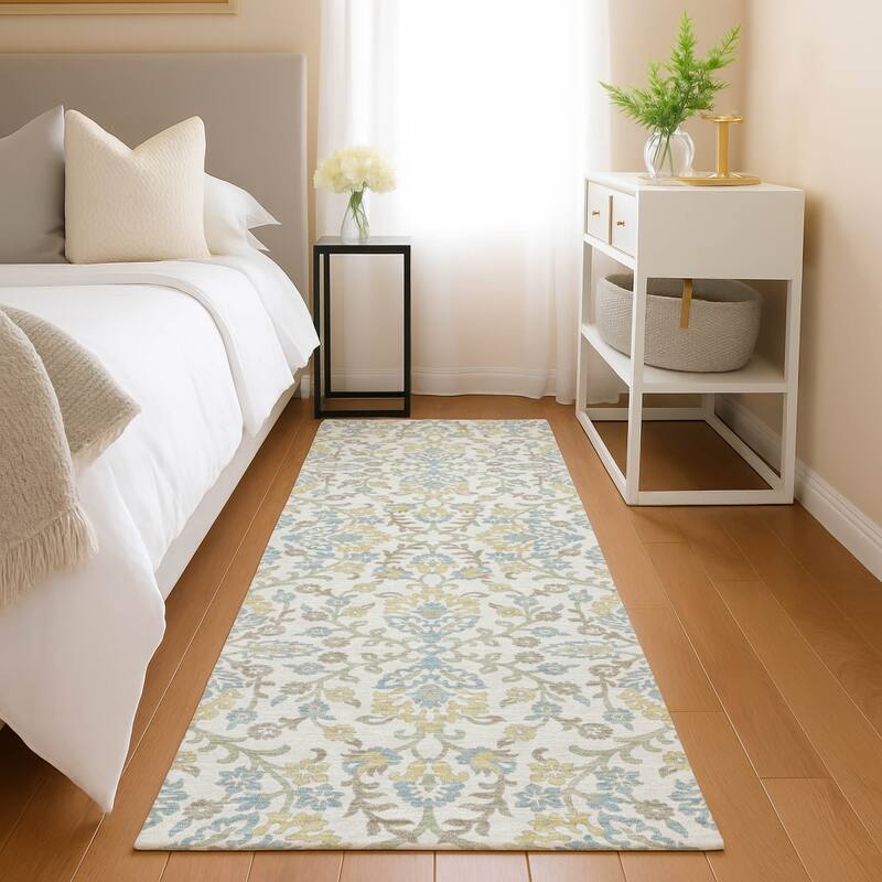 Machine Washable Indoor/ Outdoor Traditional Hartman Chantille Rug