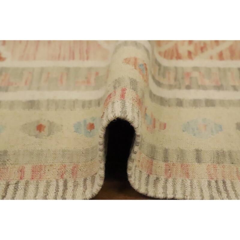 Hand Woven Oriental 100% Wool Carpet Southwestern Tribal Multi-Colored Kilim Area Rug - 7' 10'' X 5' 9''