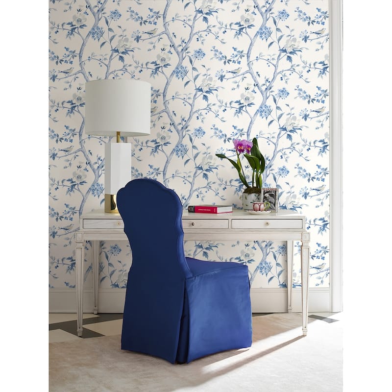Luxe Haven Floral Trail Peel and Stick Wallpaper