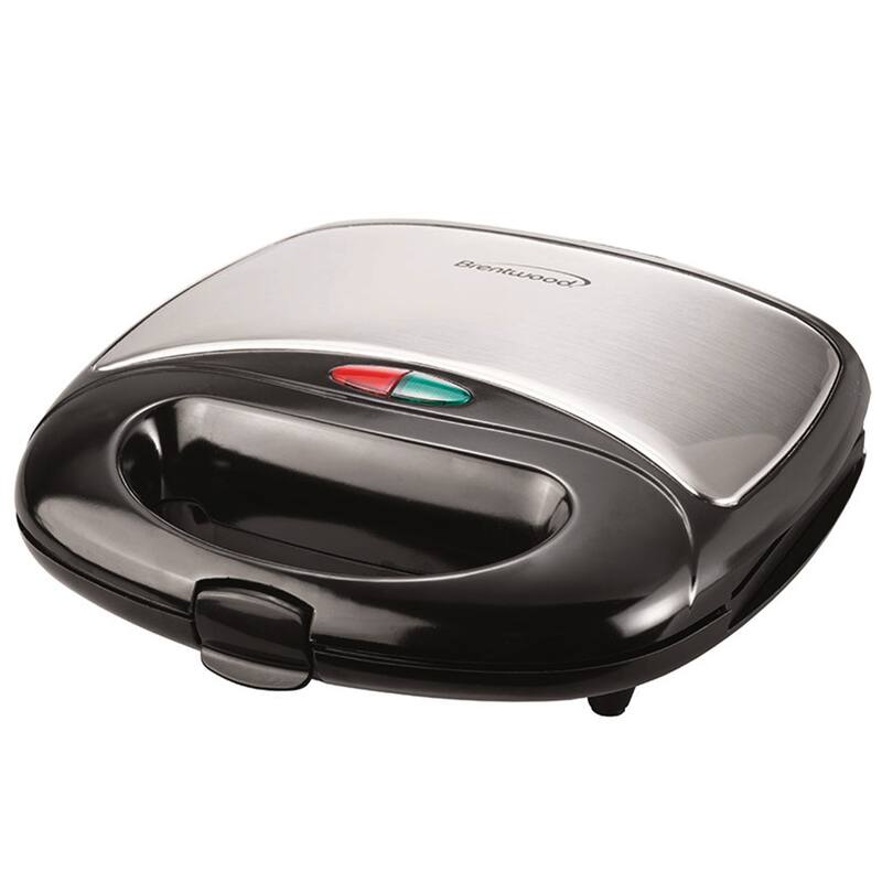 Locking Lid Indicator Light Quick Heat-Up Waffle Maker in Silver