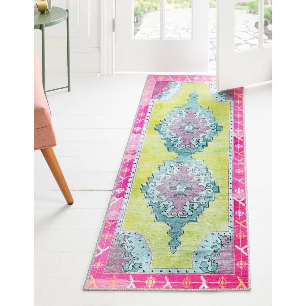 Traditional Rine Collection Area Rug