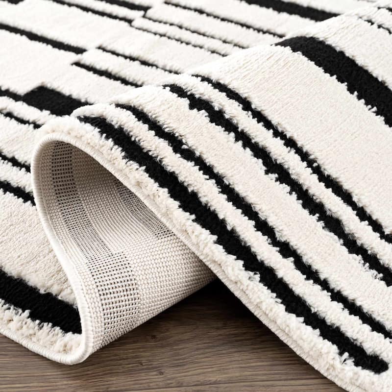 Hauteloom Azana Living Room, Bedroom Area Rug - Farmhouse - High Pile - Bone,Black - 5'3" x 7'