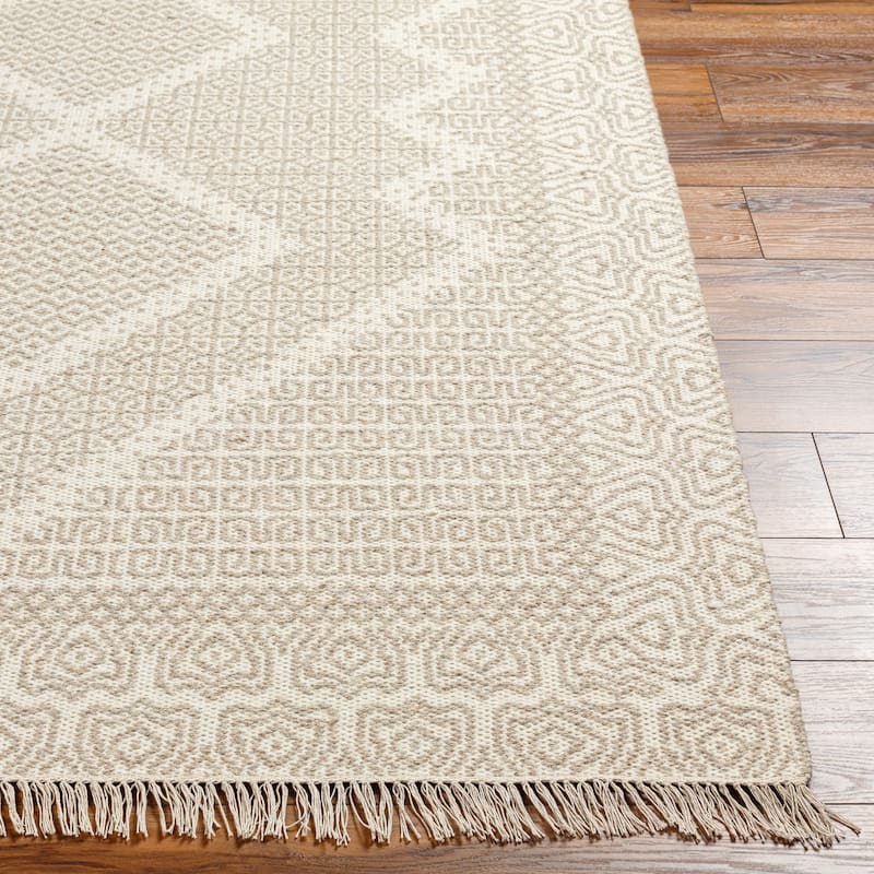 Joe Traditional Area Rug