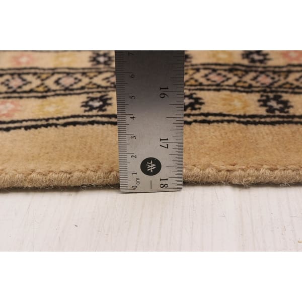 ECARPETGALLERY Hand-knotted Peshawar Bokhara Beige Wool Rug - 6'9 x 10'4