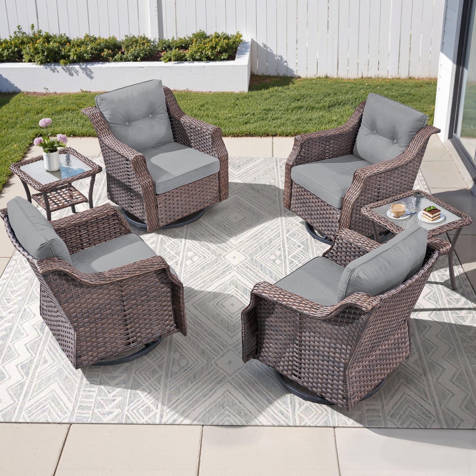 Pocassy Outdoor Swivel Chair Glider Chair with Side Table