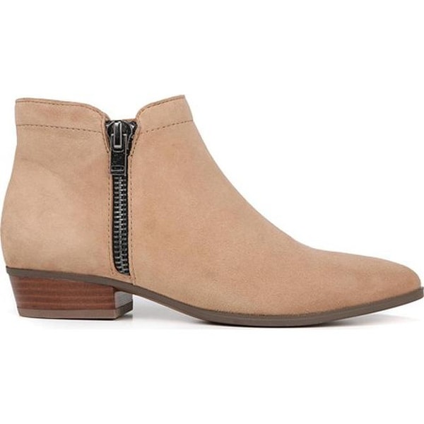 naturalizer blair ankle bootie