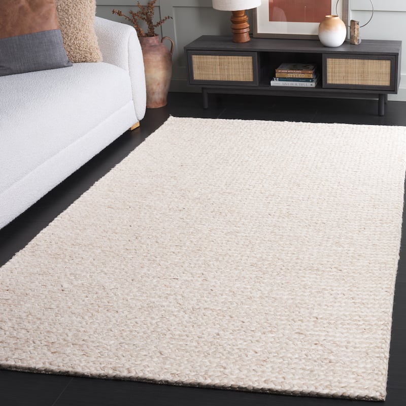 SAFAVIEH Handmade Natura Chisako Transitional Wool Rug - 6' Square - Light Beige