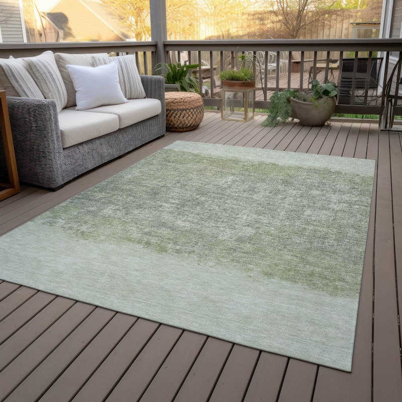 Machine Washable Indoor/Outdoor Border Ombre Chantille Rug