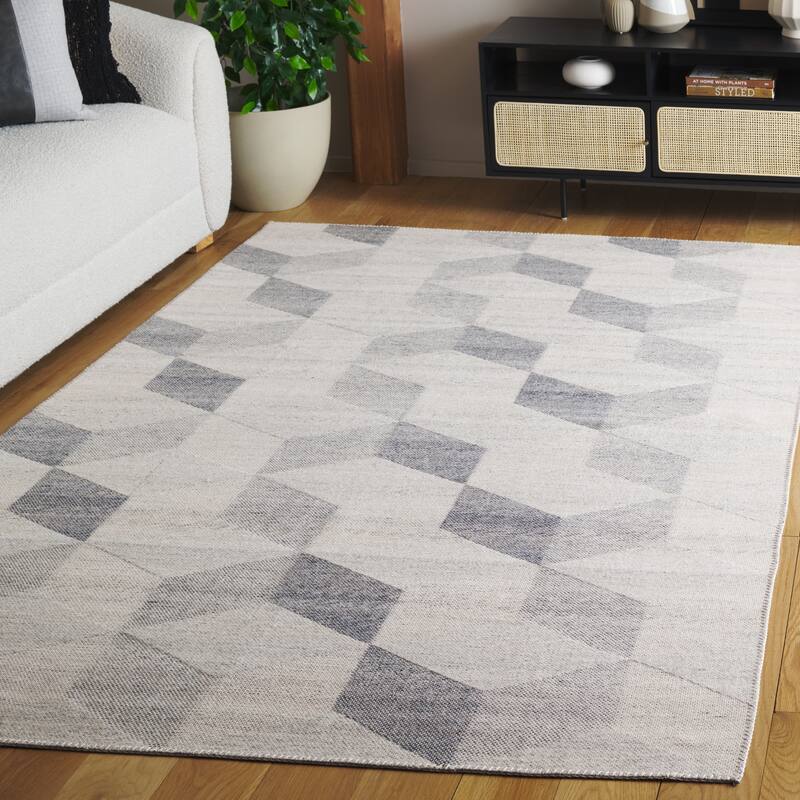 SAFAVIEH Cabo Dorlis Flatweave Boho Geometric Rug - 9' x 12' - Beige/Light Grey