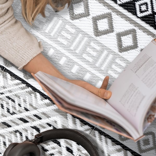 Outdoor Rug for Camping