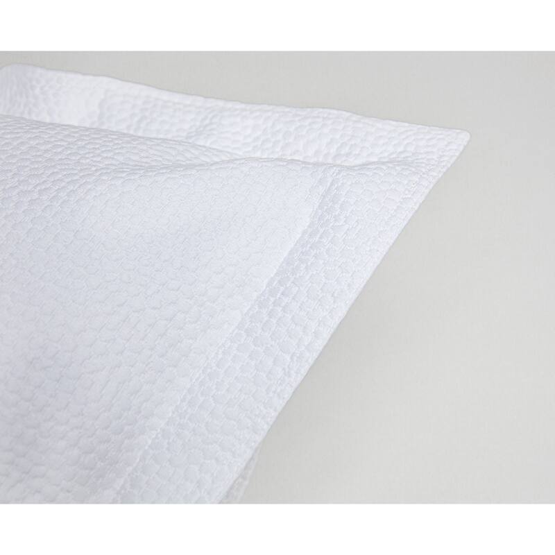 Santiago Matelasse, White, Queen
