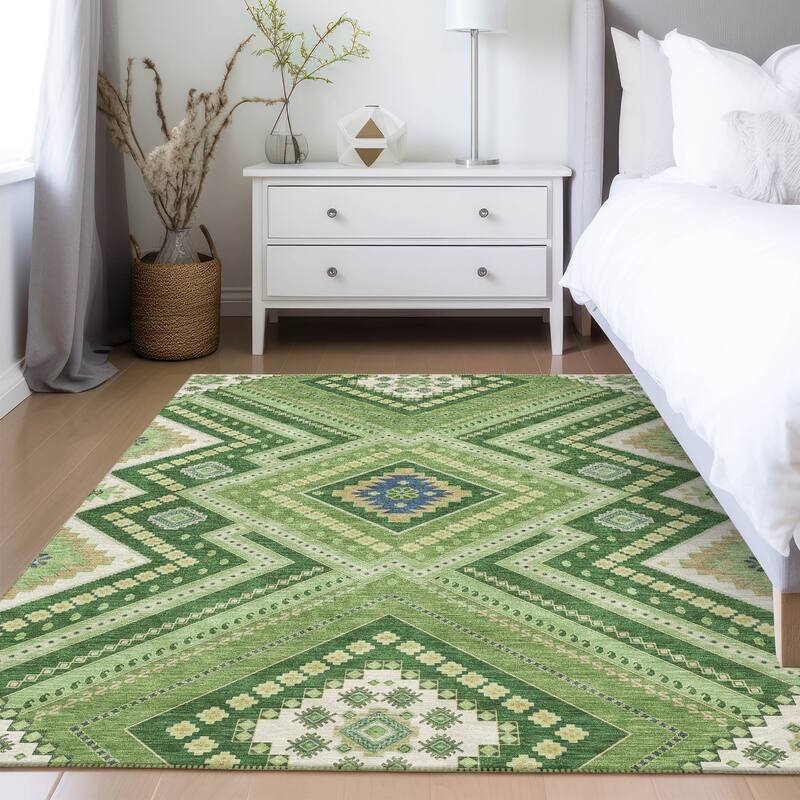 Machine Washable Indoor/ Outdoor Global Boho Chantille Rug