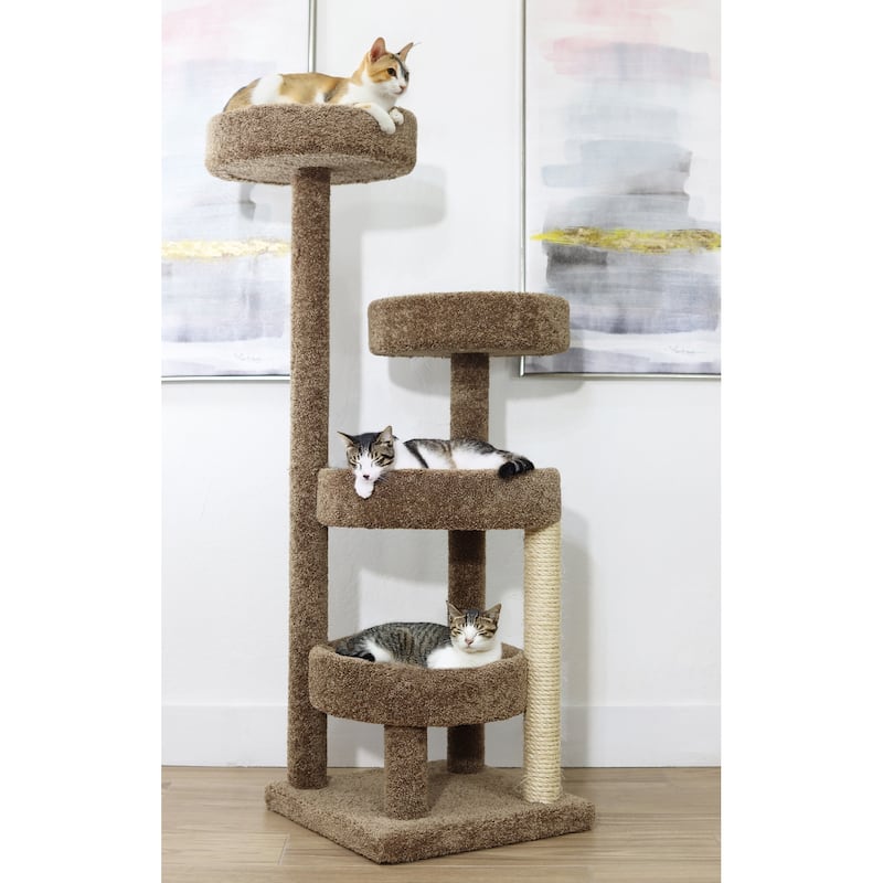 Multi-Level Carpet Cat Climbing Tree with Cozy Hideaways, Staggered Platforms and Durable Sisal Scratching Posts for Indoor Cats