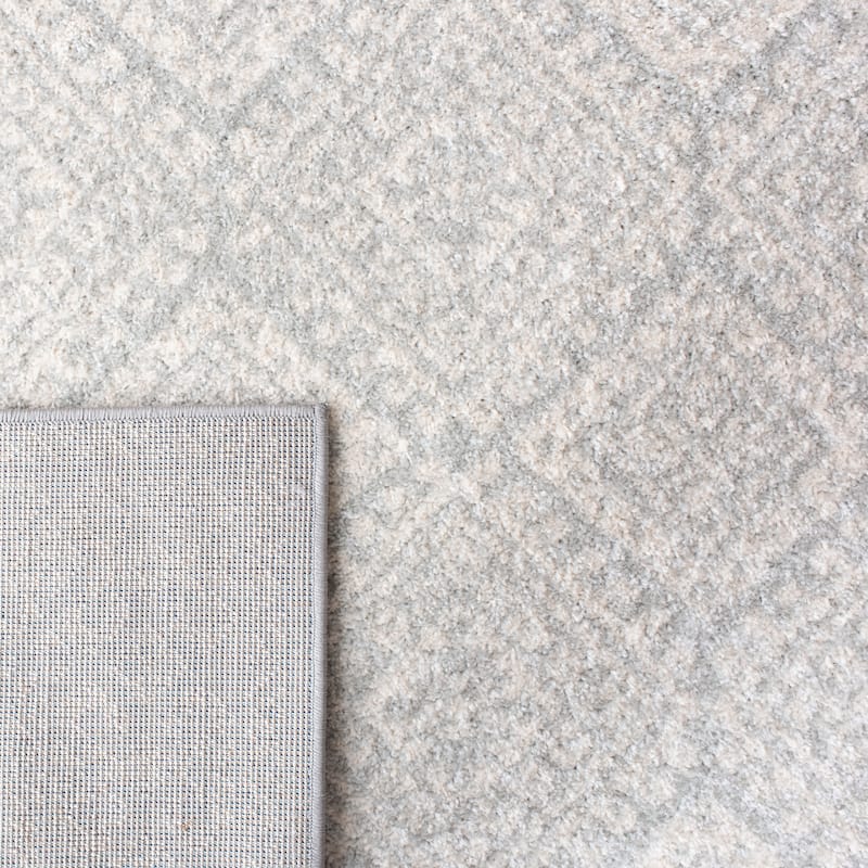 SAFAVIEH Tulum Yolonda Rustic Moroccan Boho Rug