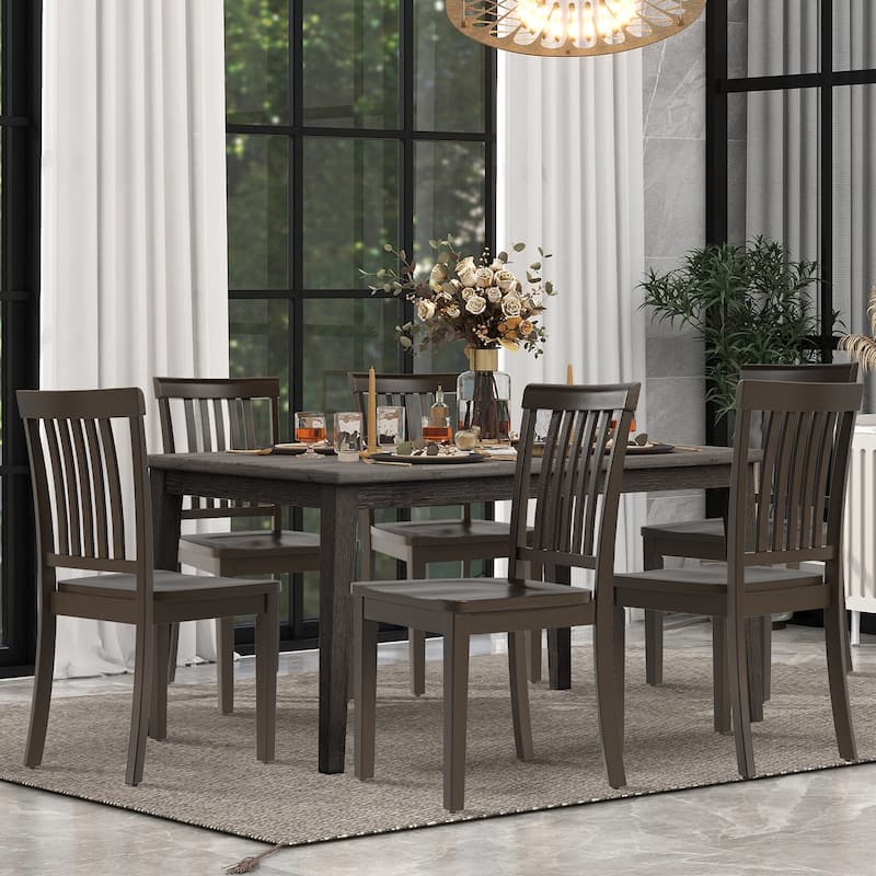 Set of 2 Spindle High-Back Dining Chairs， Elegant and Comfortable Seating for Dining Rooms