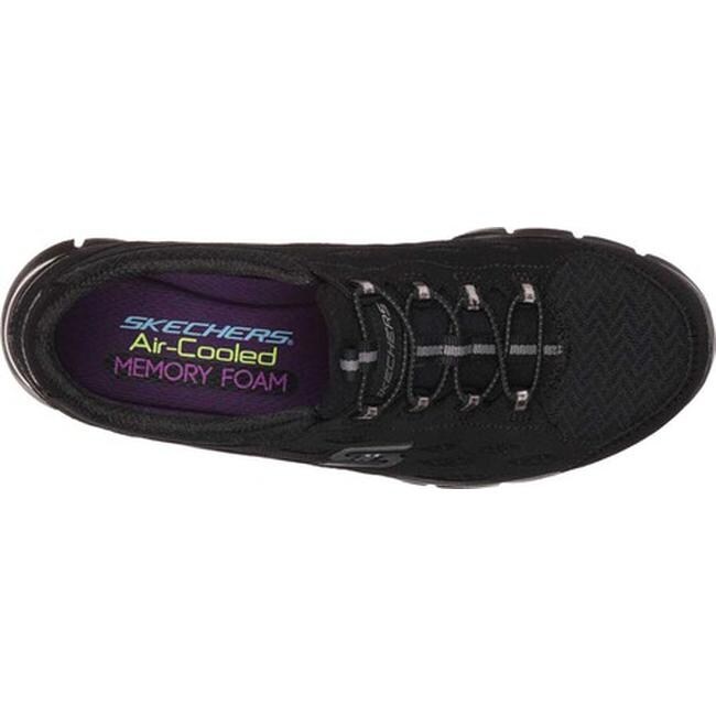 sketchers black memory foam