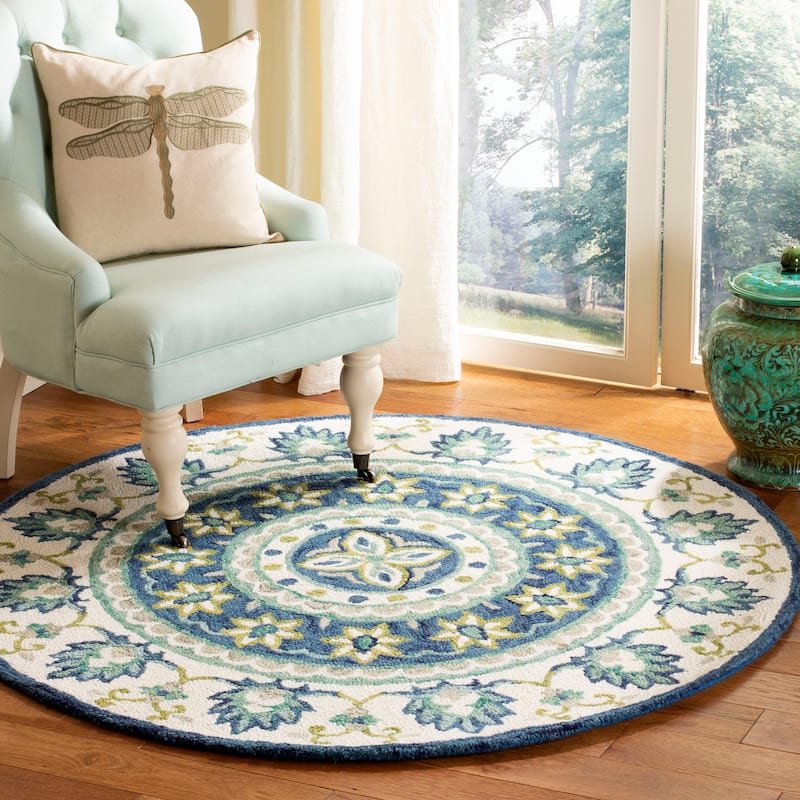 SAFAVIEH Handmade Novelty Jaylynn Mandala Wool Rug - 4' Round - Ivory/Blue