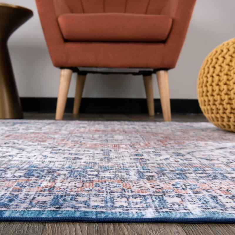 World Rug Gallery Distressed Traditional Machine Washable Area Rug