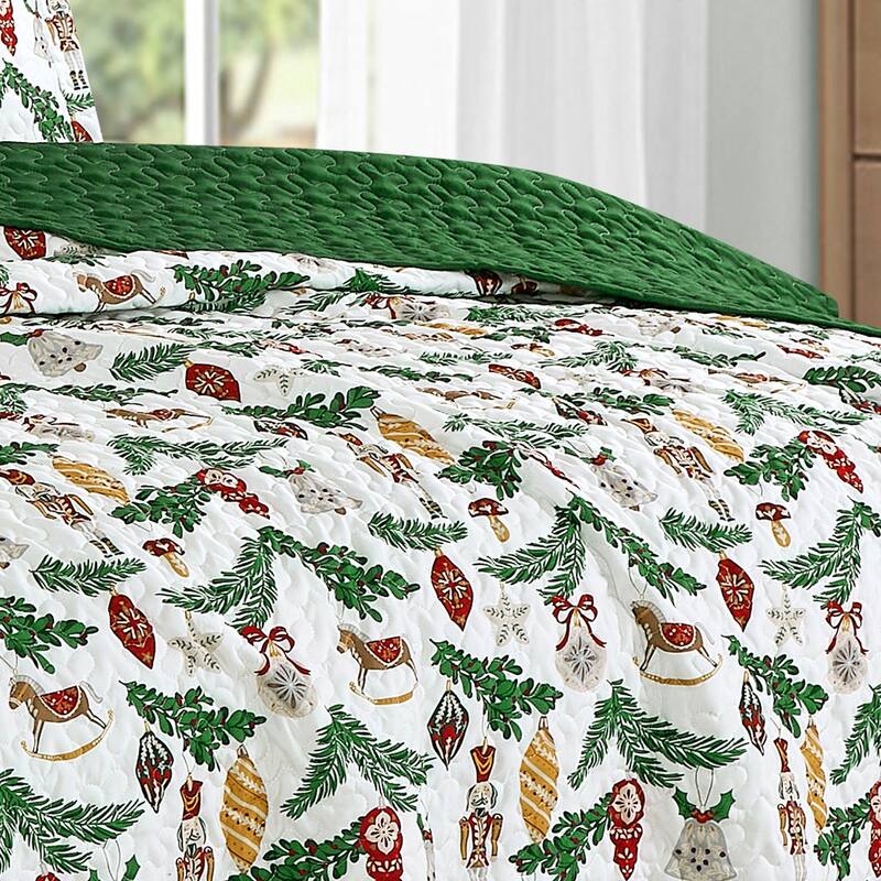 3 Pcs Christmas Evergreen Print Bedspread Set